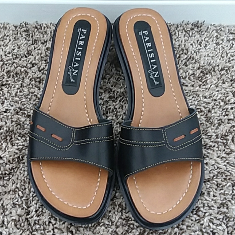 Wedged sandals
